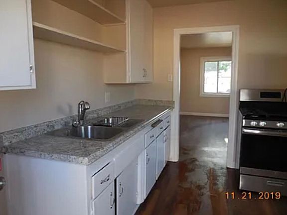 5th image of 3556 Clairemont Mesa Blvd