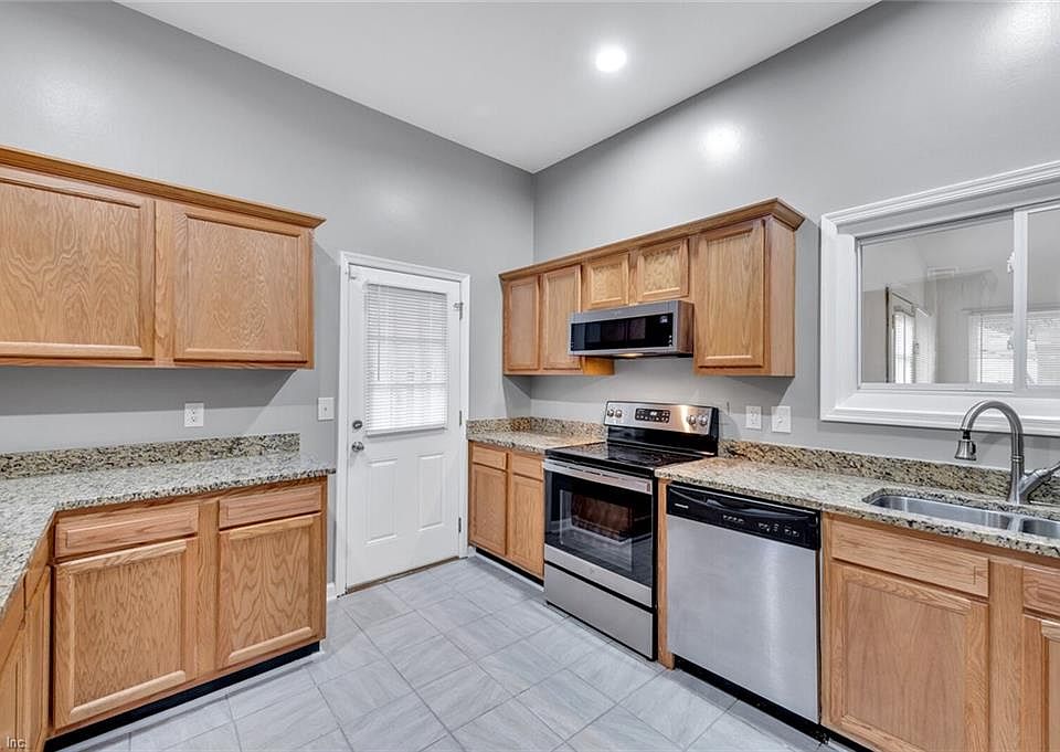 127 Diggs Dr, Hampton, VA 23666 Zillow