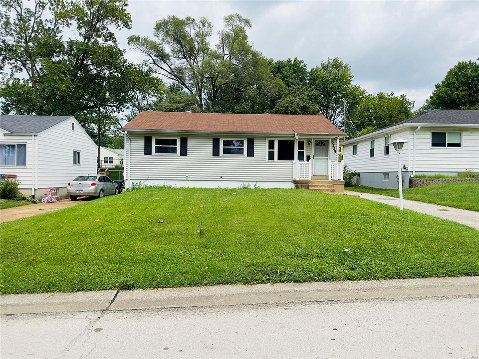 1st image of 9125 Arvin Pl