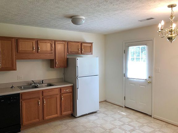 2nd image of 324 Breezewood Dr