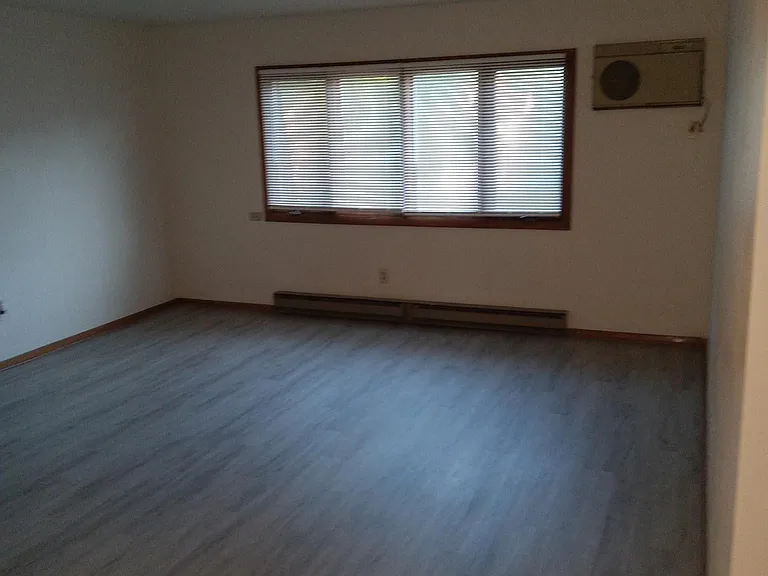 419 Franklin St #306 — Photo 1