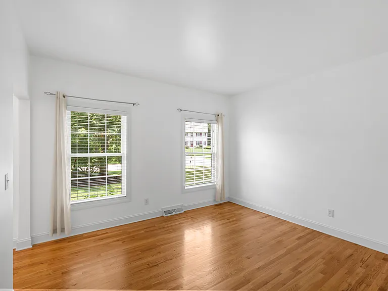 2 Oakline Ct — Photo 26