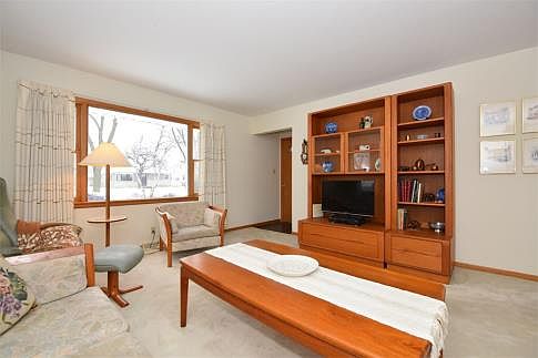 2nd image of 2023 N 117th St