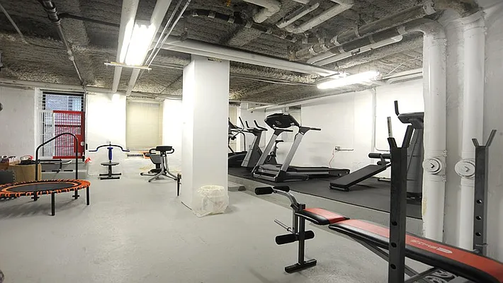 Sold by Park Property Advisors | media 3