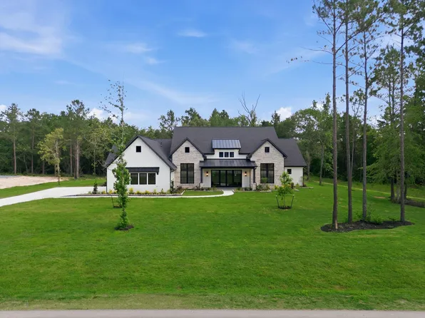 25080 Sequin Trl, Montgomery, TX 77316