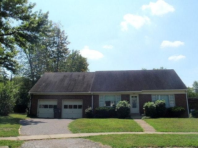 1st image of 437 Barkley Dr