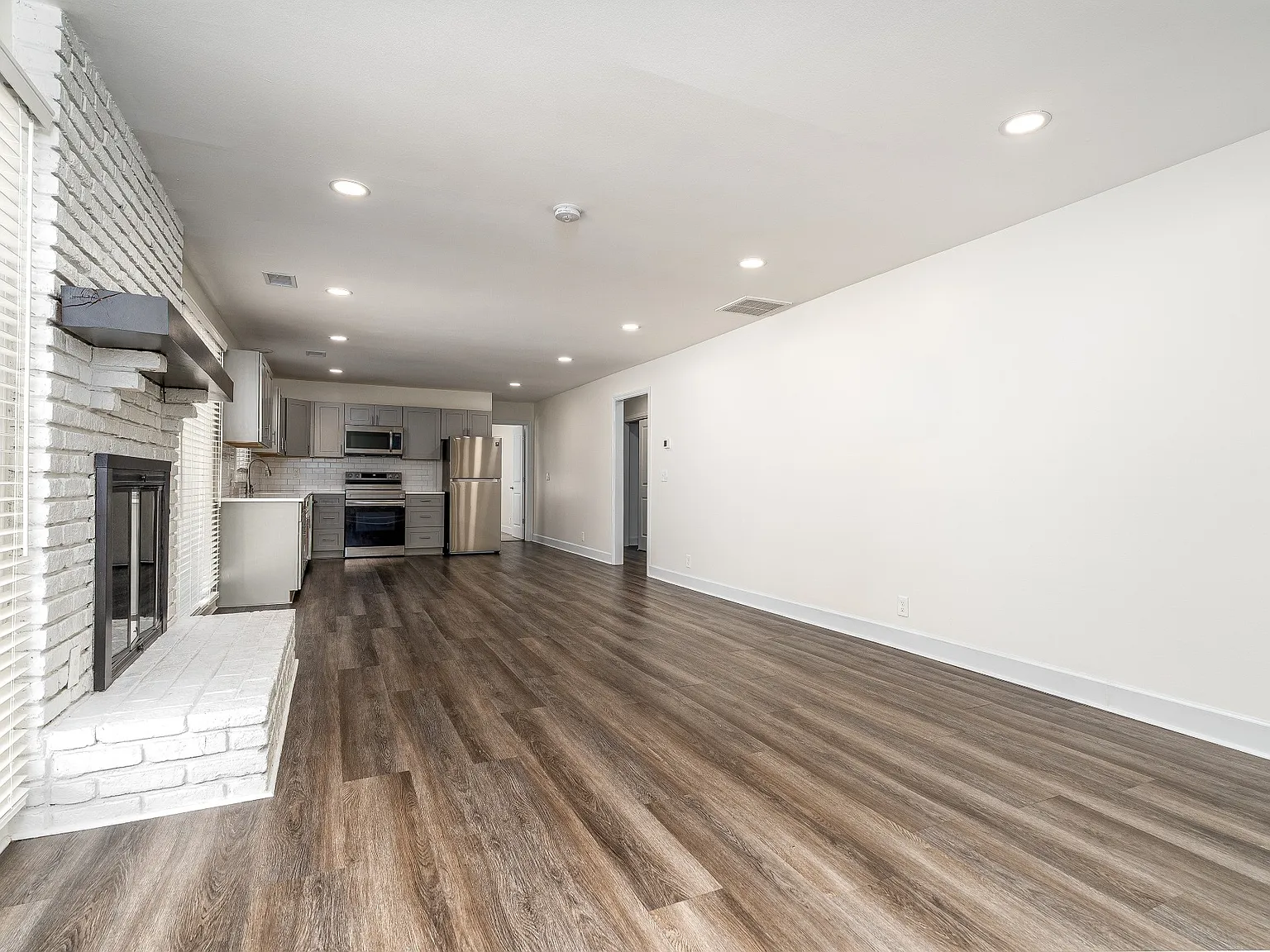 7401 Harrow Dr — Photo 3