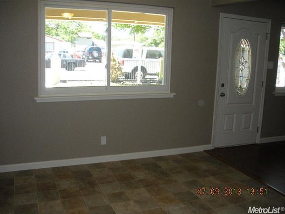 3rd image of 3624 Branch St