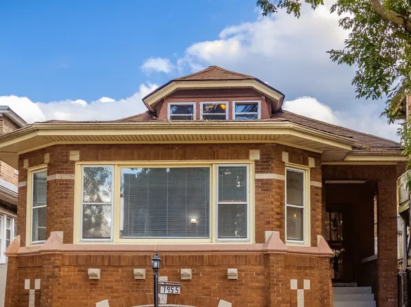 7955 S Chappel Ave, Chicago, IL 60617