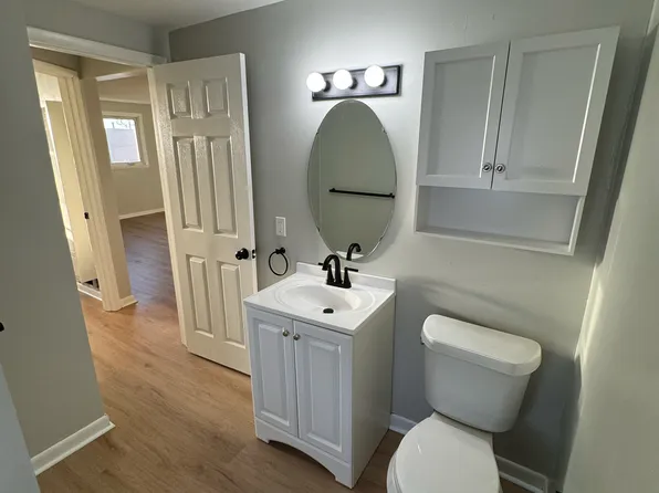 83 Neoga St, Depew, NY 14043