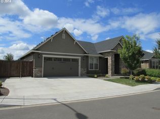 1180 S 40th Pl, Springfield, OR 97478