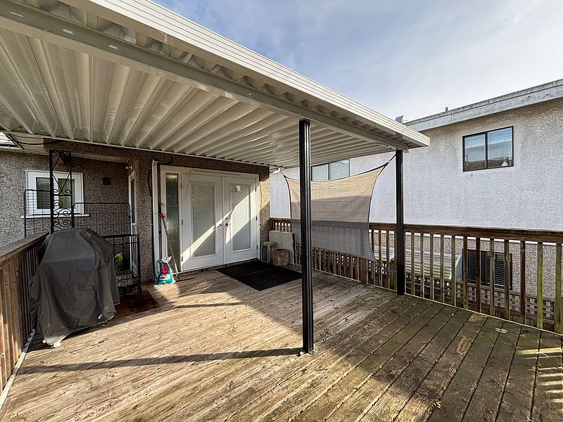 Burnaby Apartment for rent - 2 Bedrooms — photo 18
