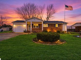 111 McDowell Dr, Boiling Springs, SC 29316