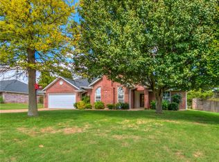 6904 Niblick Way, Edmond, OK 73003