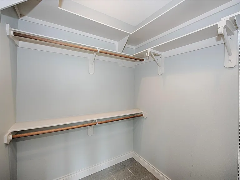 501 2nd St — Photo 22