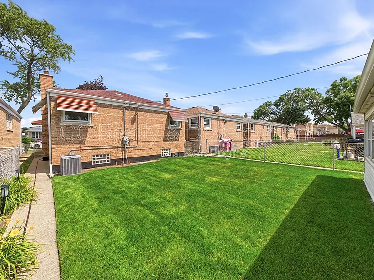 5144 S Melvina Ave — Photo 17