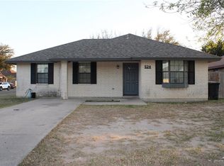 524 E Adams St, Alton, TX 78573