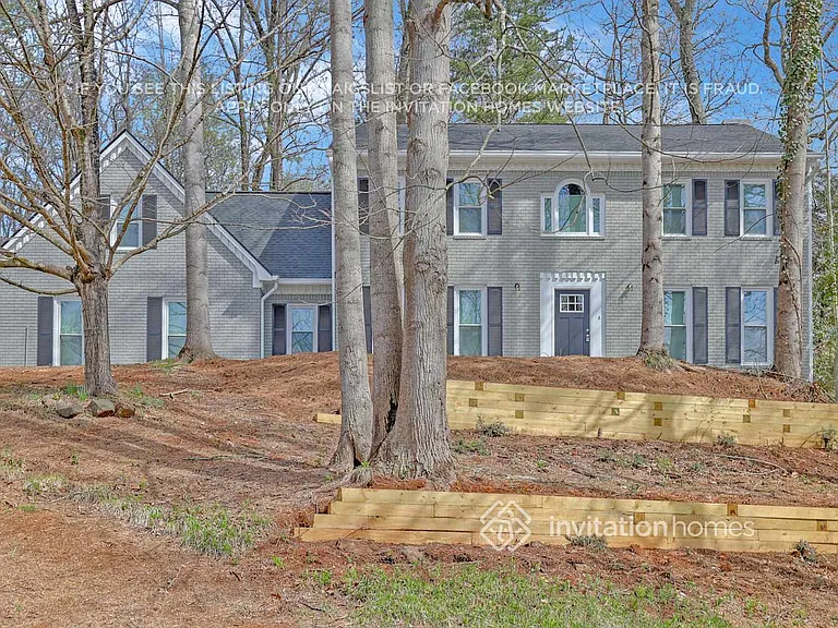 154 Infantry Way SW — Photo 2