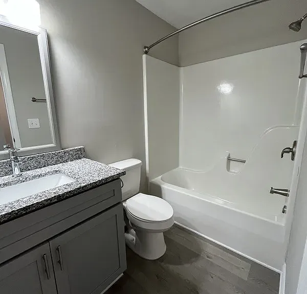 585 Starlight Dr #14 — Photo 6
