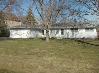 515 Forest View Ave, Elk Grove Village, IL 60007