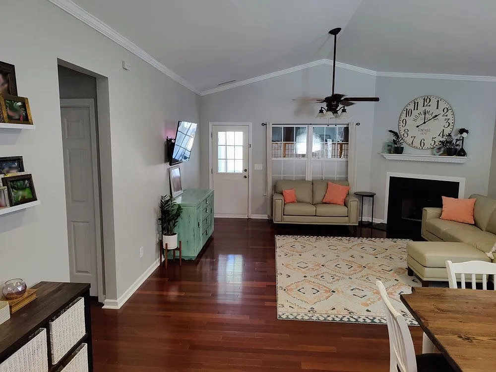 4 bed, 1651 sqft, $2,150 — Photo 4