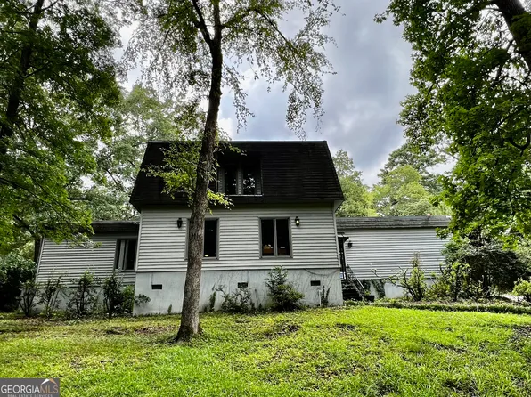 946 Fair Oaks Dr, Macon, GA 31204