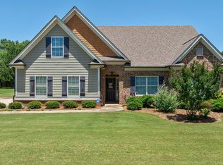 1800 Avalon Dr, Bogart, GA 30622