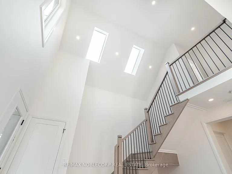 40 Montcalm Ave #GSUITE — Photo 7