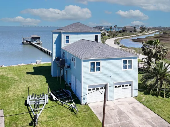11818 Sportsman Rd, Galveston, TX 77554