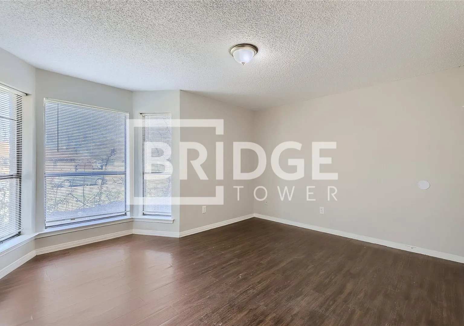 106 Cedar View Drive — Photo 3