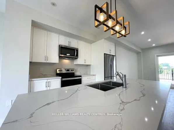 454 Veterans Dr, Barrie, ON L4N 9J5