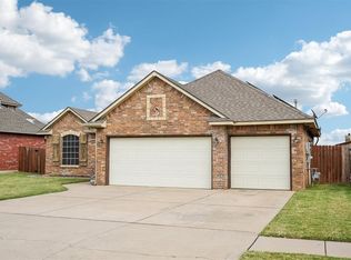 3104 San Juan Trl, Moore, OK 73160