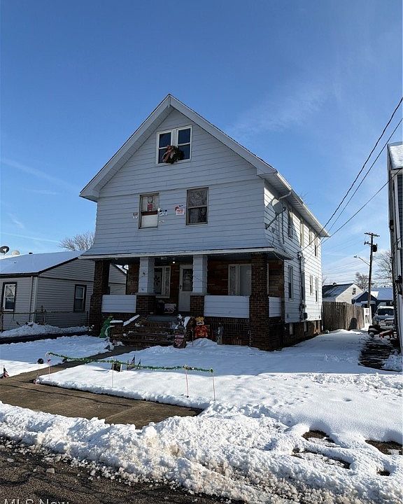 1st image of 4473 W 133rd St