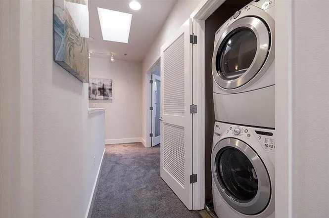 1 E Julian St #310 — Photo 10