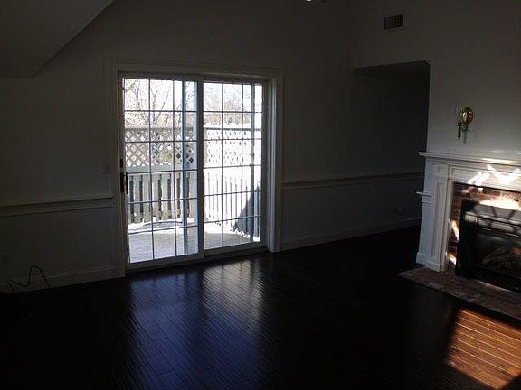 Additional Living Room