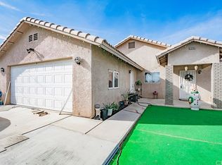 8040 11th Ave, Hesperia, CA 92345