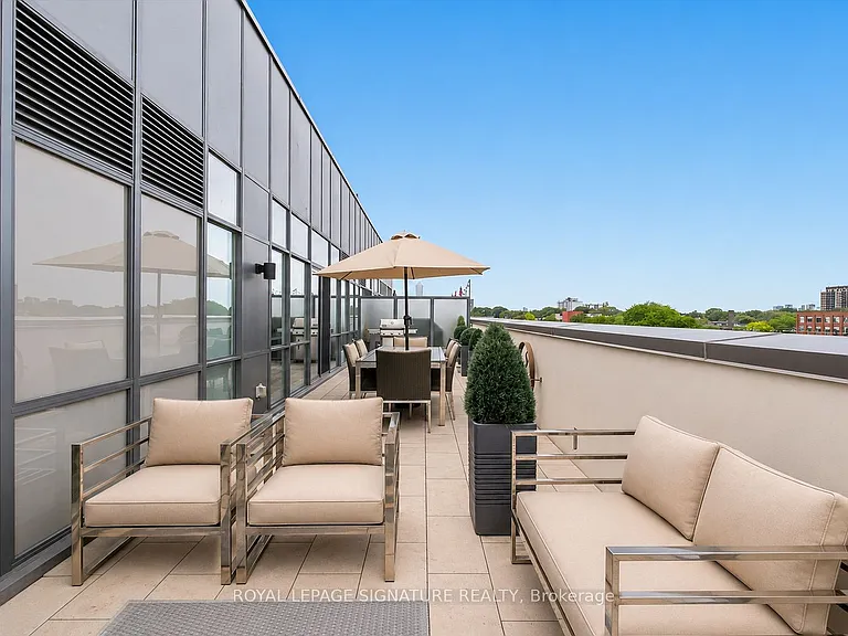 1205 Queen St W #Penthouse 704 — Photo 33