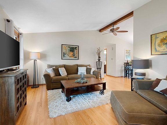 3rd image of 700 Longview Ave