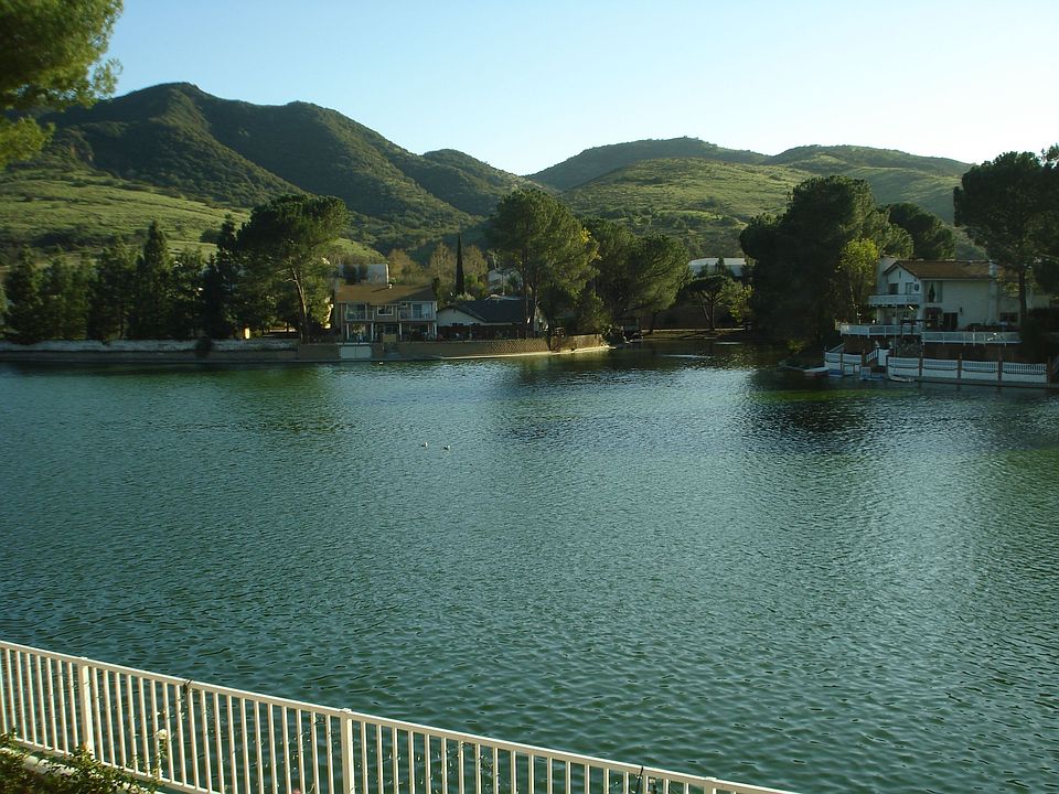 1st image of 30652 Lakefront Dr