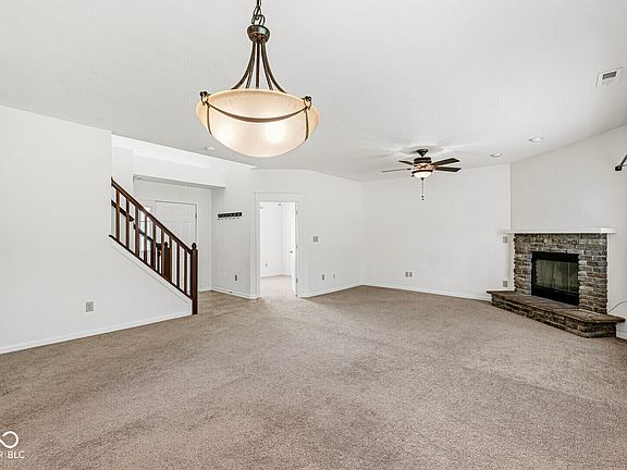 4th image of 793 N Crystal Dr