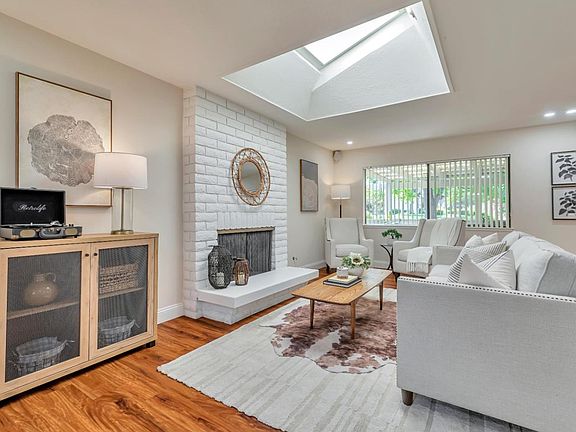 3rd image of 5428 Cribari Ct