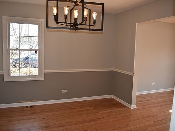 4th image of 957 N Hedgewood Dr