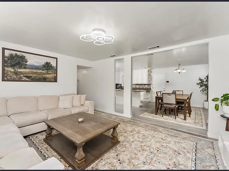 2212 Cervantes Dr — Photo 3