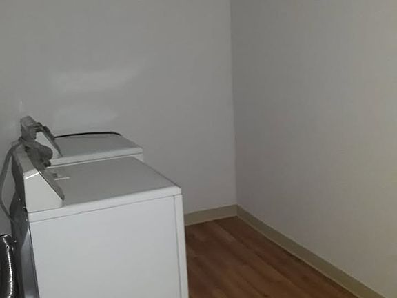 4th image of 523 S Wanda Dr