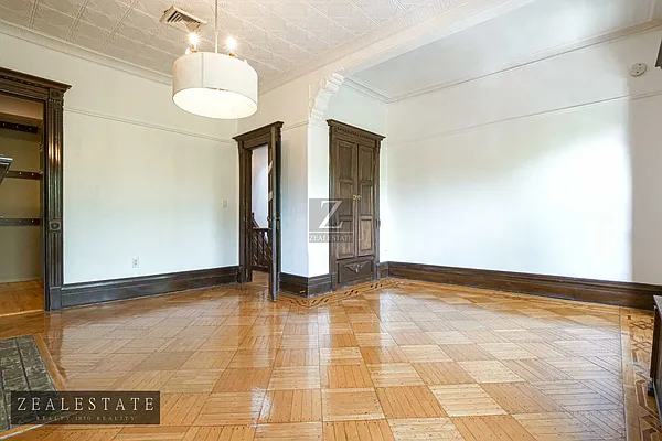 Rented by ZealEstate Group Inc | media 41