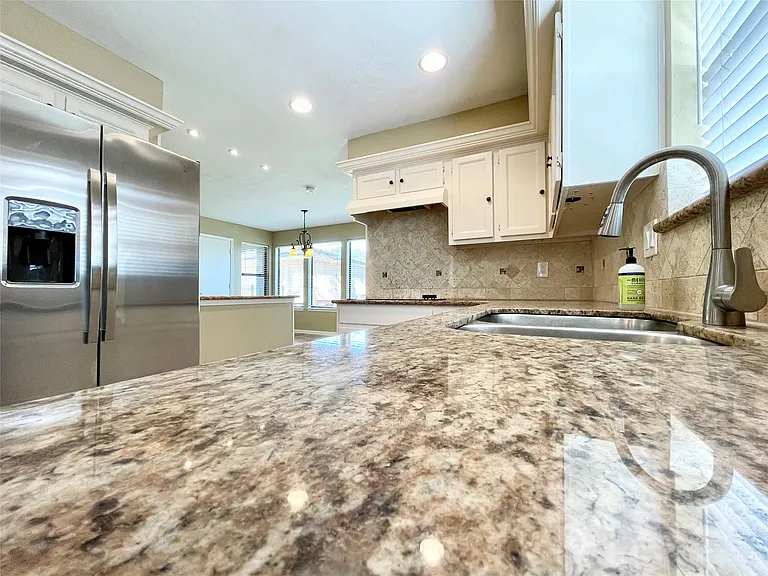 15006 Elmont Dr — Photo 27