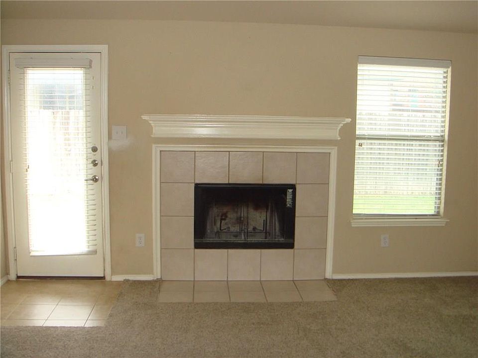 2nd image of 640 Cranbrook Dr