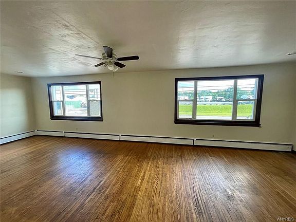 2nd image of 3218 Walden Ave