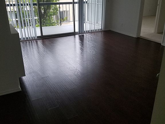 3rd image of 125 N Barrington Ave APT 107