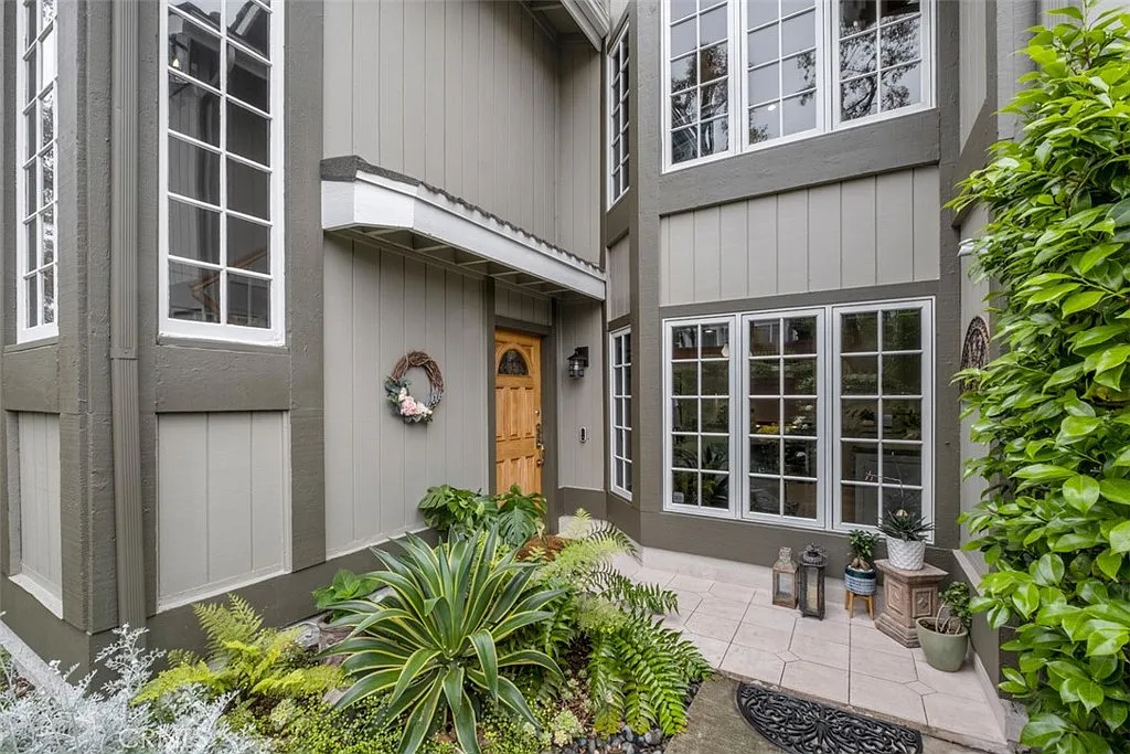 3 bed, 2.5 bath, 1754 sqft, $8,200 — Photo 4